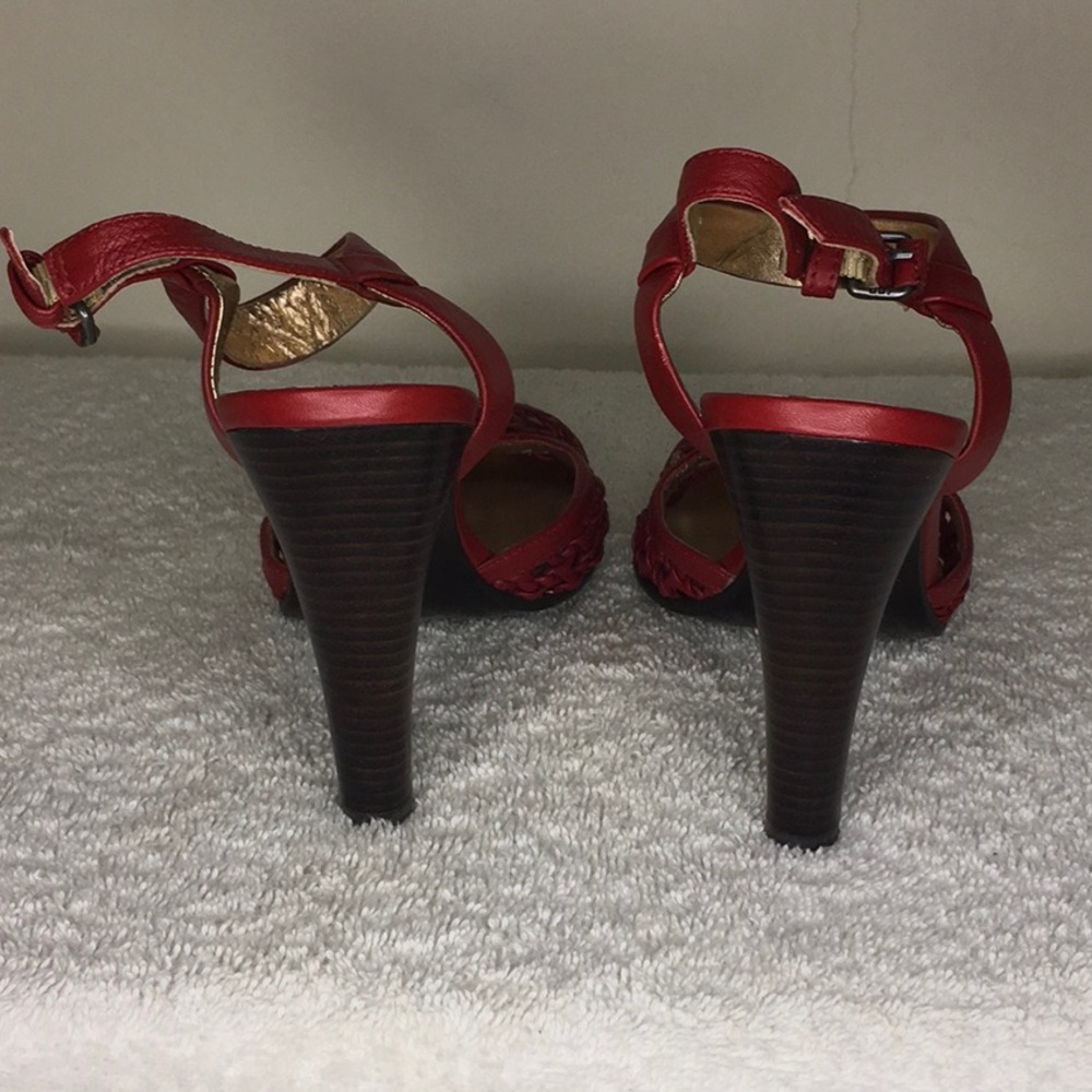 Marc by Marc Jacobs Red Leather Rounded Toe Heels (36 / US 6) - Picture 4 of 8